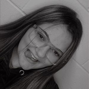 Meet your Posher, Ashlee